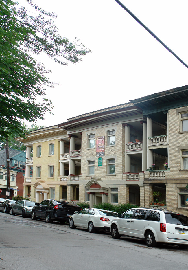 Holden Street Apartments in Pittsburgh, PA - Building Photo - Building Photo