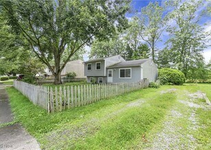 9117 Wil Verne Dr in Windham, OH - Building Photo - Building Photo