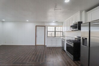 2121 S 130th E Ave in Tulsa, OK - Building Photo - Building Photo