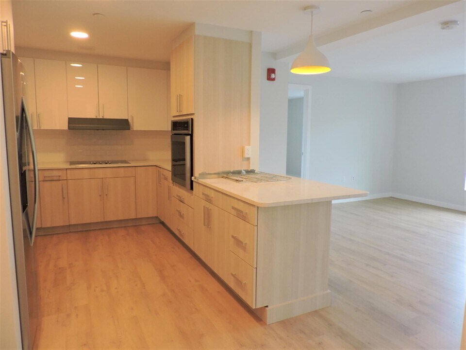 11 Soden St, Unit 4 in Cambridge, MA - Building Photo