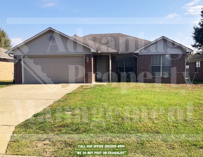 910 Brownstone Dr in Conway, AR - Building Photo