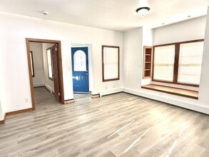 414 Caroline St in Plymouth, WI - Building Photo - Building Photo