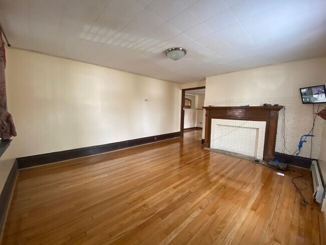 2 Hammond Ct in Quincy, MA - Building Photo - Building Photo