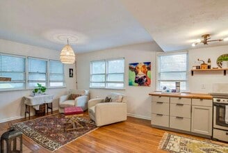 360 S Franklin Blvd, Unit 23 in Tallahassee, FL - Building Photo - Building Photo