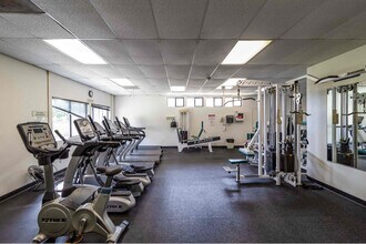 17311 Caminito Canasto in San Diego, CA - Building Photo - Building Photo