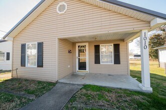 1010 Myrtle St in Kingsport, TN - Building Photo - Building Photo