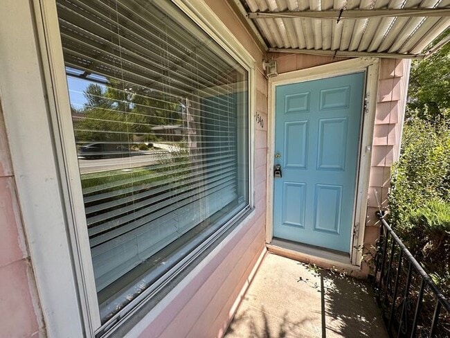 1540 Hillside Dr in Reno, NV - Building Photo - Building Photo
