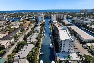 3051 NE 48th St in Fort Lauderdale, FL - Building Photo - Building Photo