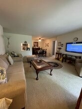 253 Old Forge Xing, Unit 253 in Devon, PA - Building Photo - Building Photo
