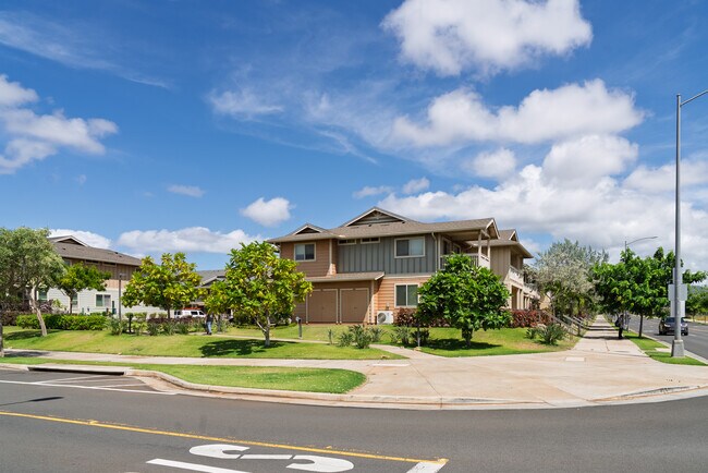 Nahele at Ho'opili in Ewa Beach, HI - Foto de edificio - Building Photo