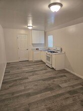 616 J St in Modesto, CA - Building Photo - Building Photo