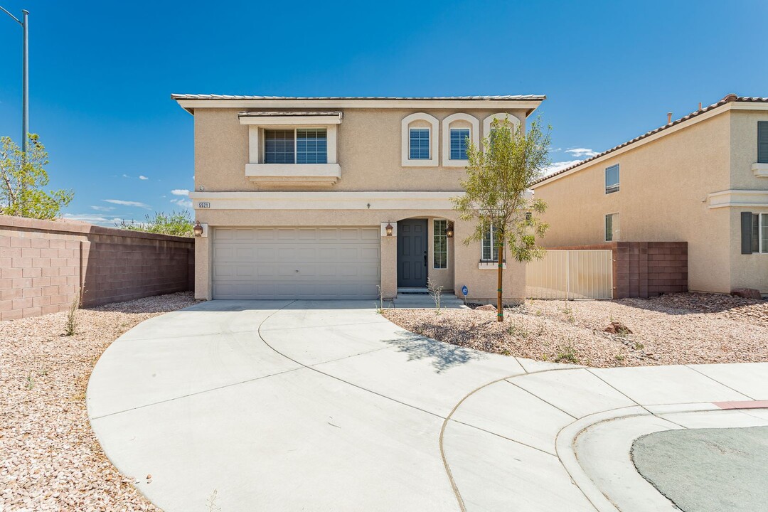 5521 Anticipation Ct in Las Vegas, NV - Building Photo