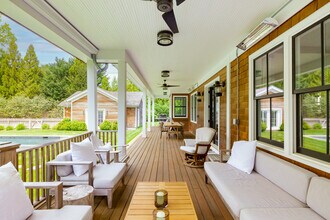 268 Madison St in Sag Harbor, NY - Building Photo - Building Photo