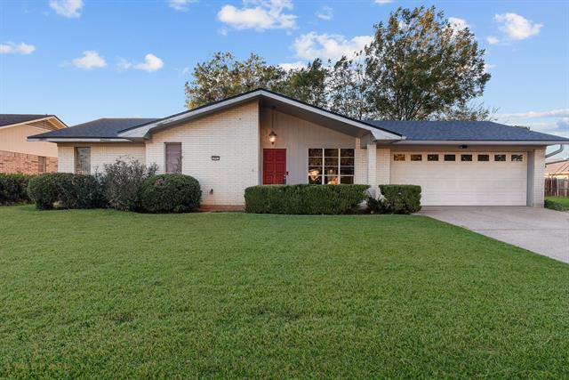 property at 504 Yale Pl