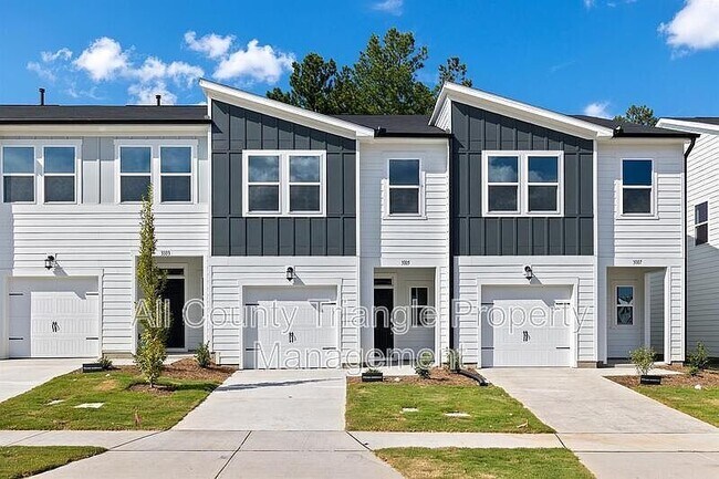 3105 Vitner Dr in Durham, NC - Building Photo - Building Photo