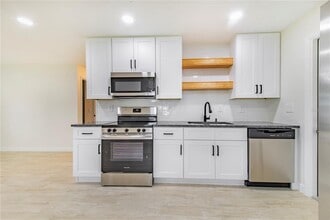 1221 Hartsell Ave in Lakeland, FL - Building Photo - Building Photo