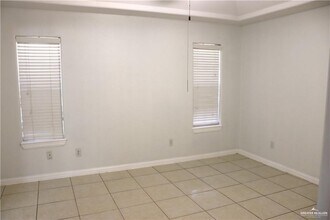 11 West St in McAllen, TX - Building Photo - Building Photo