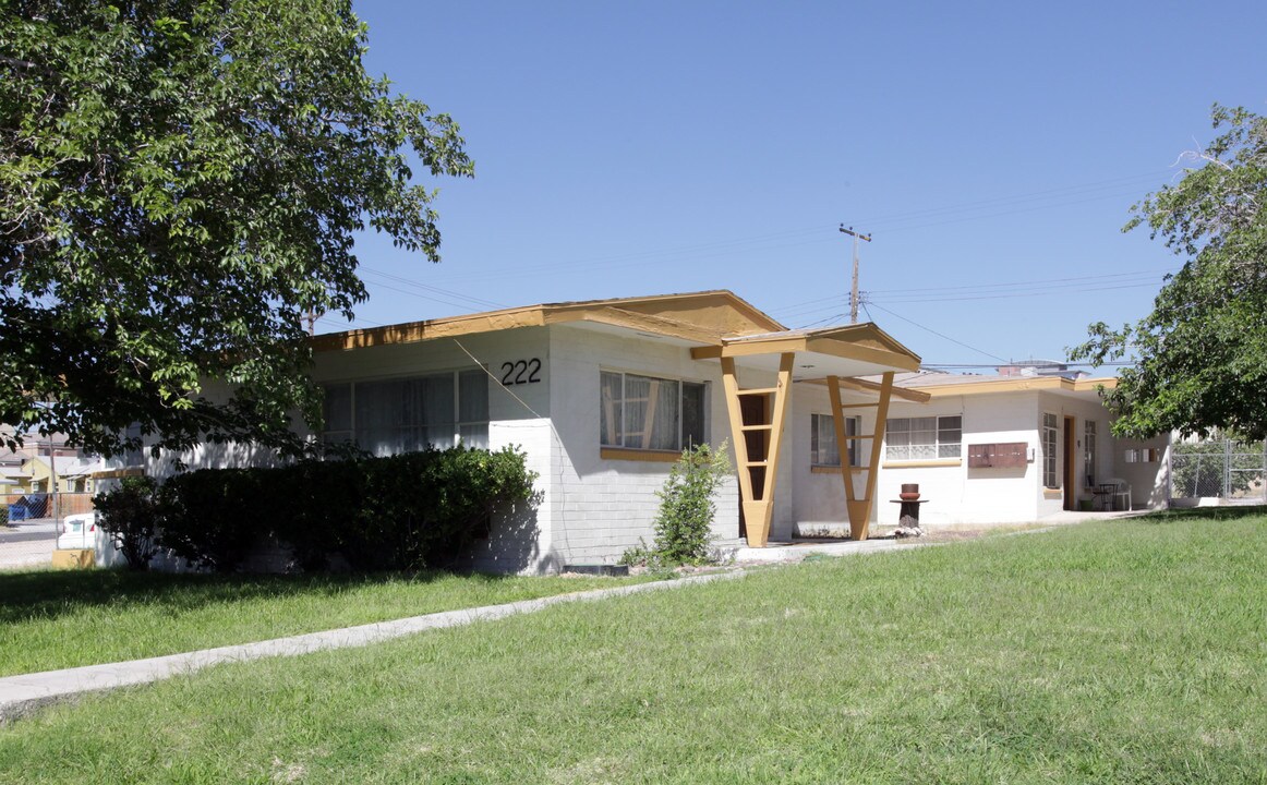 Andrea Apartments in Las Vegas, NV - Building Photo