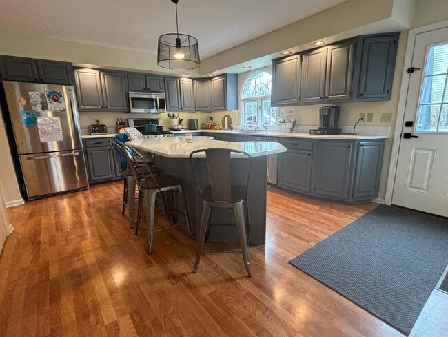 property at 33395 Pettibone Rd