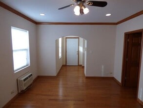 1818 W Chase Ave, Unit 2 in Chicago, IL - Building Photo - Building Photo