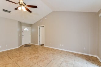 201 Whiterapids Ct in Orlando, FL - Building Photo - Building Photo