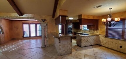 4323 Colombia Dr in Pasadena, TX - Building Photo - Building Photo