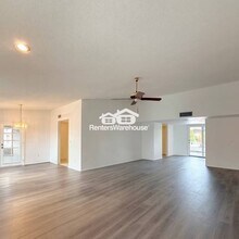 1011 E Renee Dr in Phoenix, AZ - Building Photo - Building Photo