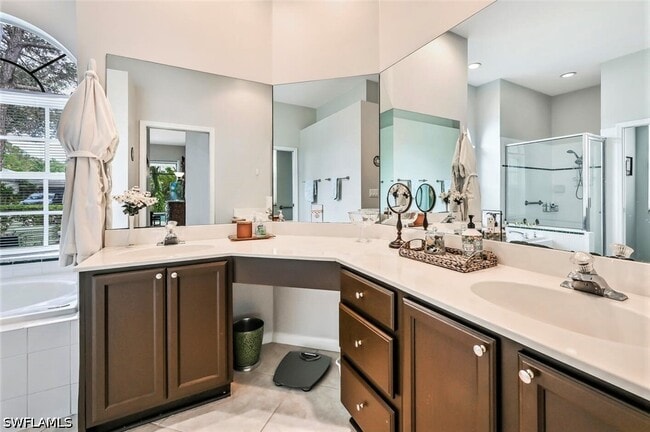 property at 6545 Chestnut Cir