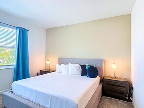 8863 Cabot Cliffs Dr in Kissimmee, FL - Building Photo - Building Photo