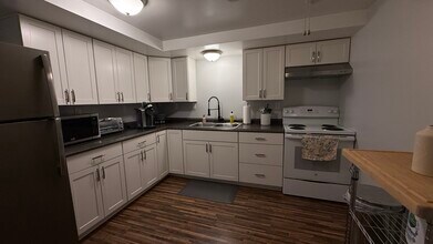 106 Clover Ln, Unit 106B in Ithaca, NY - Building Photo - Building Photo