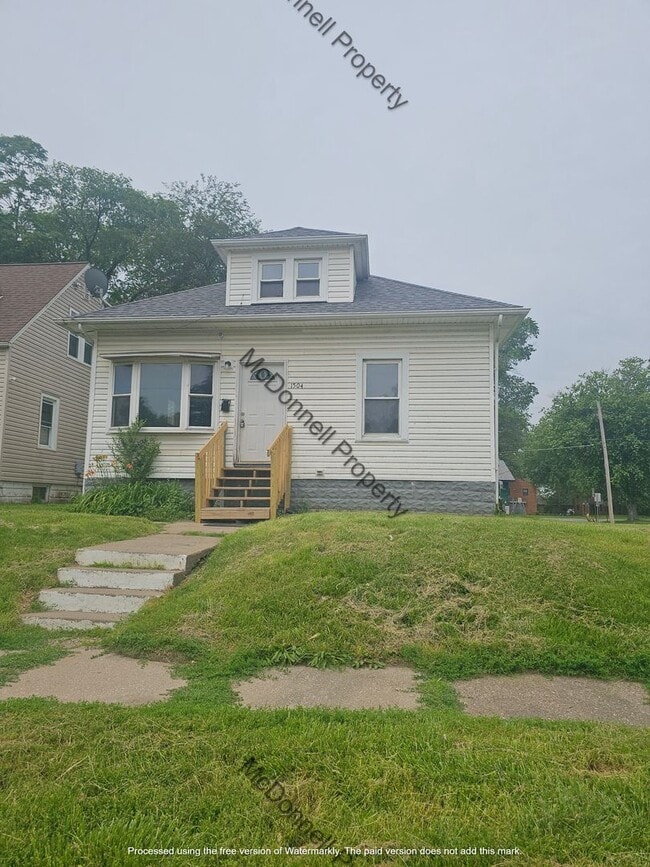 property at 1504 6th St