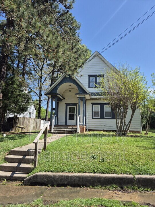 1747 Varina Ave in Petersburg, VA - Building Photo