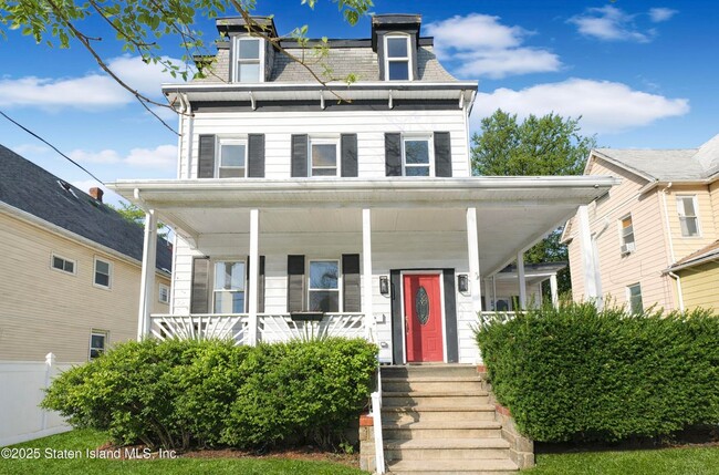 413 Cary Ave in Staten Island, NY - Building Photo - Building Photo