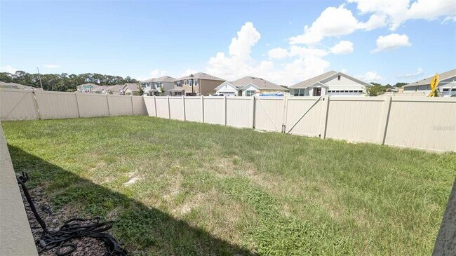 33436 Country House Dr in Sorrento, FL - Building Photo - Building Photo