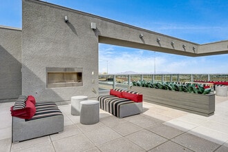 Keller Cactus Hills in Las Vegas, NV - Foto de edificio - Building Photo