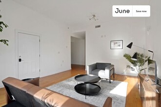 50 Dudley St in Boston, MA - Foto de edificio - Building Photo