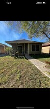 7107 Sylvia Handy St in Weslaco, TX - Foto de edificio - Building Photo