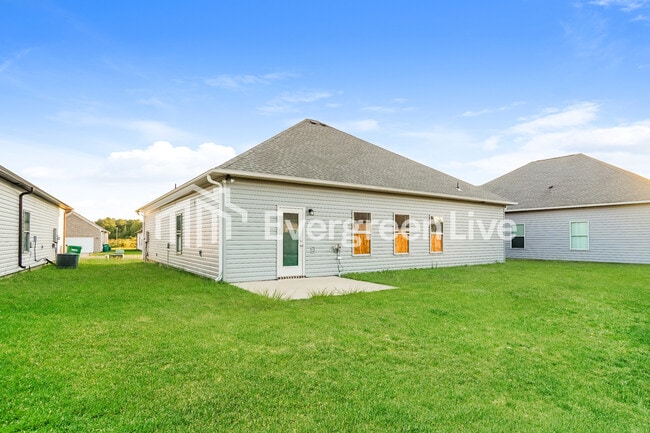 11127 Summerchase Lp in Tuscaloosa, AL - Building Photo - Building Photo