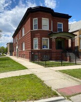 5658 S Honore St in Chicago, IL - Building Photo