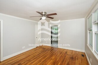 2647 Glenwood Rd in Columbia, SC - Foto de edificio - Building Photo