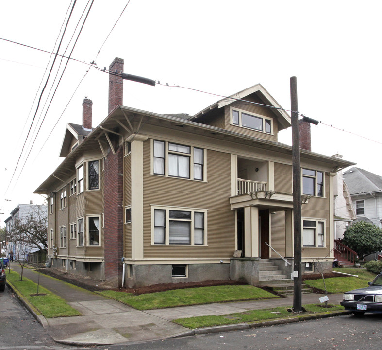 1732-1738 SE Alder St in Portland, OR - Building Photo