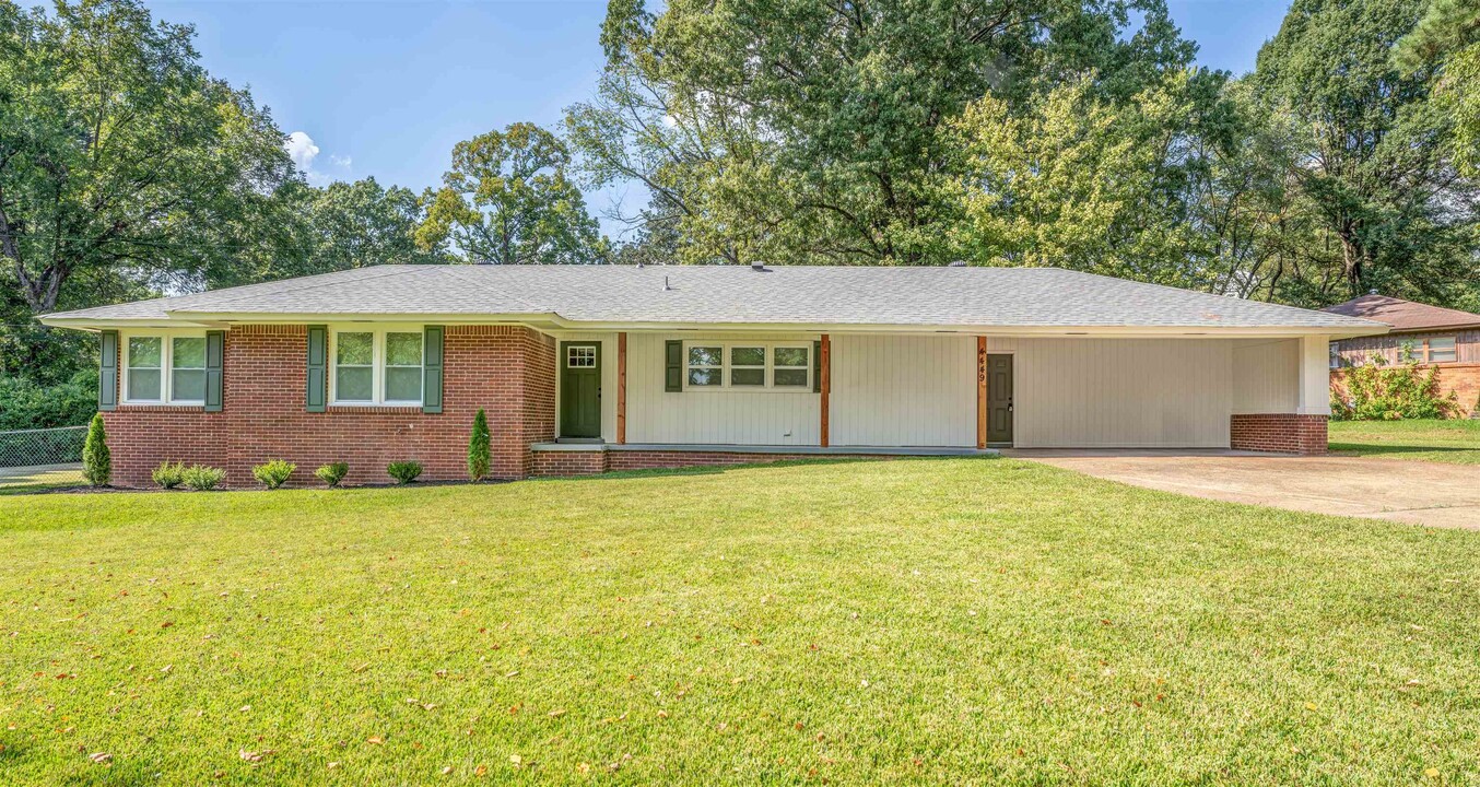 4449 Mickey Dr in Memphis, TN - Building Photo