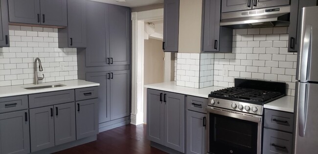 property at 1901 W 1st Ave