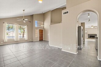 15007 S 40th St in Phoenix, AZ - Building Photo - Building Photo