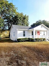 122 W 54th St in Savannah, GA - Building Photo - Building Photo