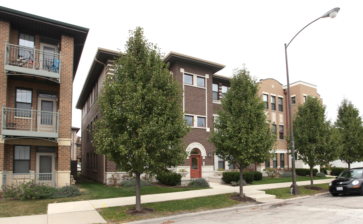 Madden Wells Phase One A in Chicago, IL - Building Photo