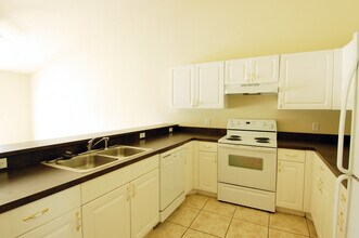 6755 Dairy Rd, Unit 6755 in Zephyrhills, FL - Foto de edificio - Building Photo