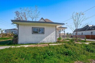 1912 Gentry St in Houston, TX - Building Photo - Building Photo