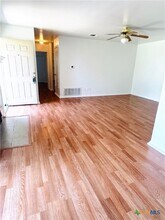107 Axis Deer Trail in Hutto, TX - Building Photo - Building Photo