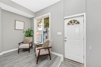 2420 E Madison St in Baltimore, MD - Building Photo - Building Photo